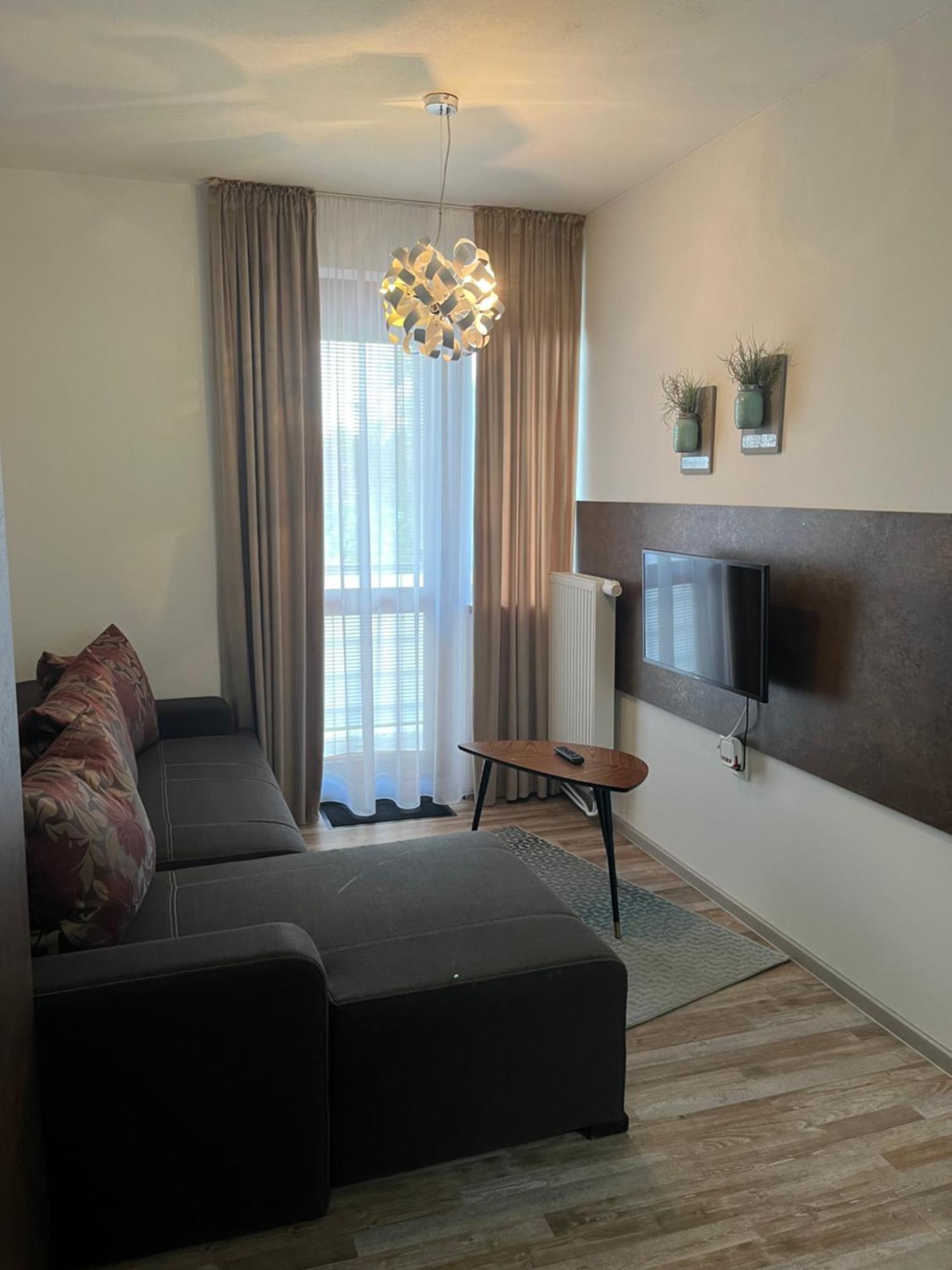 Apartman Valnela 벨카 롬니차 외부 사진