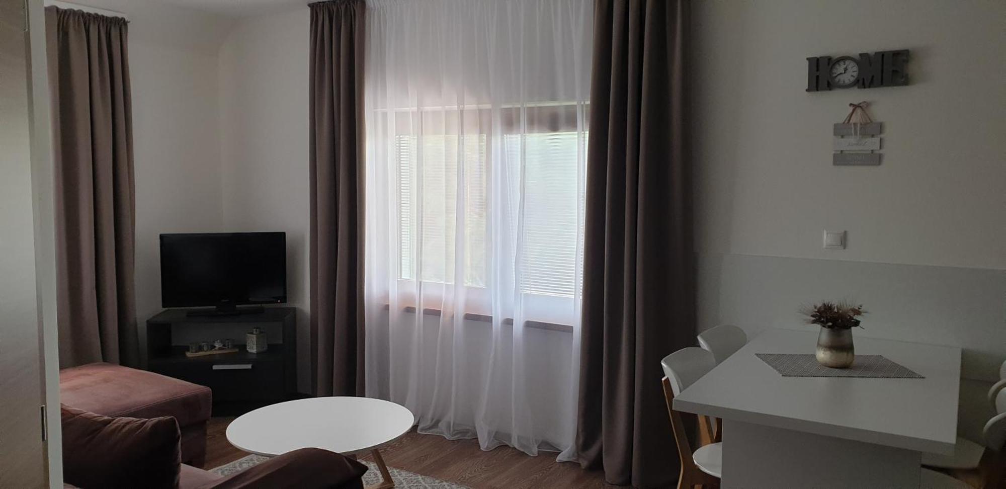 Apartman Valnela 벨카 롬니차 외부 사진